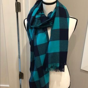 Vineyard Vines buffalo check scarf wrap 100%wool